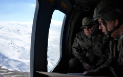 Kara Kuvvetleri Komutanı Metin Tokel'den İran sınırında dikkat çeken denetim