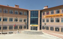 Manisa’da öğretmenden derste Atatürk’e hakaret iddiası: 11 öğrenci şikayetçi oldu