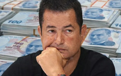 Acun Ilıcalı: Büyüdükçe borçlanıyoruz, maddi sıkıntı çekiyoruz