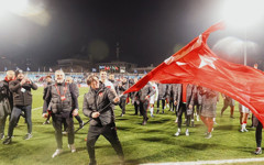 Kenan Yıldız kutlamayı bıraktı, takım arkadaşını teselli etti