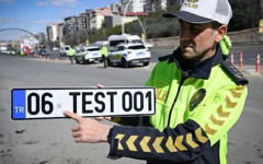 Resmi Gazete’de yayımlandı: Hatalı plakalar ücretsiz yenilenecek