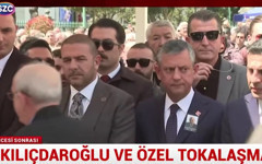 Kılıçdaroğlu Özgür Özel'in elini sıkmadı: Cenazede ilginç olay