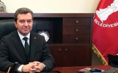 Eski AK Partili başkanı müdürüne silah doğrulttu: Seni vuracağım!