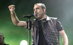 Haluk Levent para toplamak için mide kanseri oldum yalanını yaymış