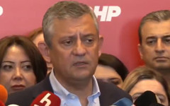 Özgür Özel'in kapalı toplantıdaki sözleri sızdı: Beni de CHP'den ihraç edebilirler