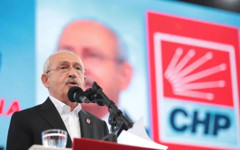 Kılıçdaroğlu CHP'den beslenen TV ve gazetelerin reklam anlaşmalarını iptal etti