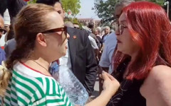 CHP'li iki kadın arasında gerilim kameralara yansıdı: Küfürler havada uçuştu