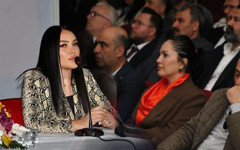 Kaymakam beyin özel kalem müdiresi botoks yaptırmaya makam aracıyla gitti iddiası