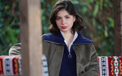 Zeynep Atılgan'ın davet tarzı gündem oldu, elbisesinin fiyatı şaşırttı