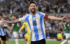 Lionel Messi'yi rakiplerinden dinleyin: Messi Matrix’teymiş gibi herkesten önce her şeyi görüyor
