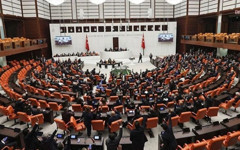 TBMM'de mesai uzadı! Emekli maaşı ve öğrenci affı gündemi