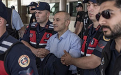 Eski Tunceli Valisi Tuncay Sonel 4 suçtan tutuklandı