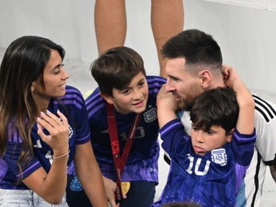 Lionel Messi İle Antonella Roccuzzo Aşkının Perde Arkası