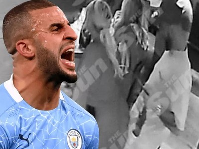 Manchester City'nin Yıldız Oyuncusu Kyle Walker, Pantolunu İndirip Tacizde Bulundu