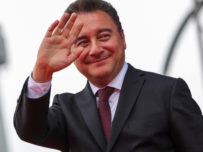 CHP oylarıyla 15 vekil kazanan Ali Babacan ilk günden Erdoğan'a göz kırptı: Beraber çalışmaya hazırız