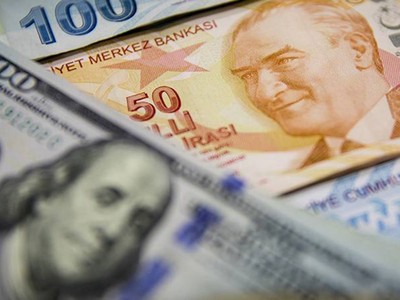 Türk Lirası eriyor: Dolar tüm zamanların en yüksek değerini gördü