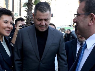 İBB'ye bağlı Medya A.Ş. binasına polisler girdi, bilgisayarlara el konuldu