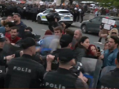 AYM katliam yasasını iptal etmedi: Hayvanseverler ayaklandı, polisten sert müdahale