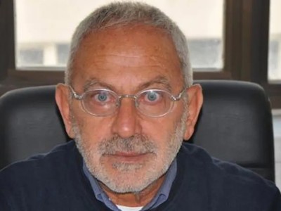 Usta gazeteci 76 yaşında hayatını kaybetti! 68 kuşağının simge isimlerindendi