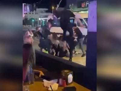 Marmaris’te turistlerle tekmeli yumruklu hesap kavgası: Görüntüleri ortaya çıktı, işletme mühürlendi