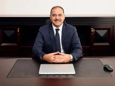 10 diplomalı bakan yardımcısı 4 diplomasını sayfasından sildi
