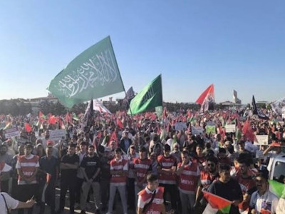 Gazze’ye yardım bahanesiyle sokaklarda şeriat ve hilafet propagandası