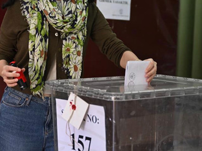 İki anketten dikkat çeken sonuçlar: Milliyetçi-muhafazakar oylar evine dönüyor