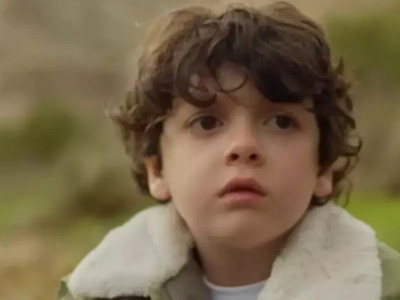 Uzak Şehir’in küçük yıldızı Kuzey Gezer tarzıyla dikkat çekti