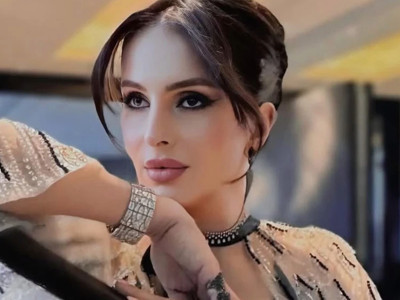 Ali Koç’un eşi Nevbahar Koç, influencer olmaya aday