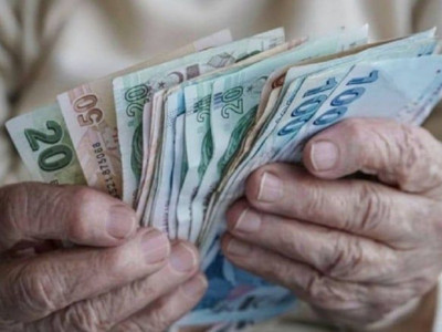 Yüksek prim ödeyen emekliler için yeni düzenleme gündemde