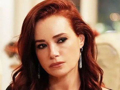 Özgü Namal yeni aşka yelken açtı! Gönlünü Biyoenerji Uzmanına kaptırdı