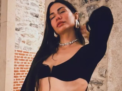 Demet Özdemir’in son pozları olay oldu: Sosyal medya şaşkın!