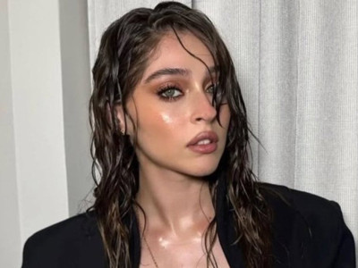 Cemre Baysel’den sevgilisine destek: Dubai’de yanında