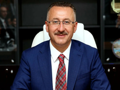 Adapazarı Belediye Başkanı Işıksu'dan Yasak aşk iddiasına açıklama