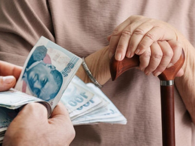 Emeklinin bayram ikramiyesine artış yok: Erken ödenebilir