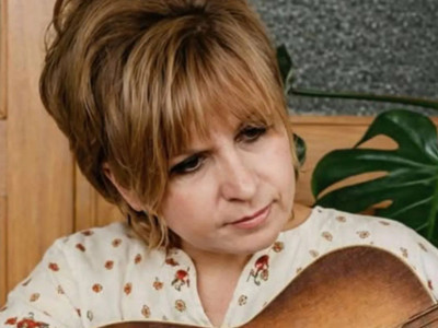 Usta söz yazarı Ülkü Aker hayatını kaybetti