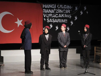 İstiklal Marşı'nı Karaman'da Arapça okuttular!