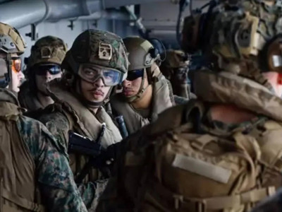 CENTCOM duyurdu: Piyadeleri taşıyan USS Tripoli Orta Doğu'da!