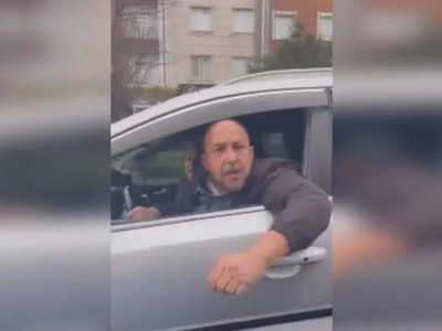 Trafikte dehşet: Yayaya yol veren kadın sürücüye saldırı