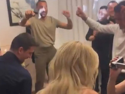 Cengiz Ünder nişanlandı: Futbolcular gecede coştu