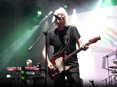 Yaşamaya Mecbursun... Bulutsuzluk Özlemi'nin 40 yıllık müzik yolculuğu beyaz perdede