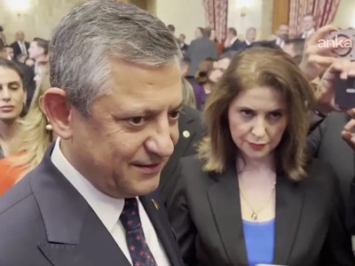 Meclis Resepsiyonunda Özgür Özel ve TGRT Haber gerginliği: Haysiyet cellatlığına teslim olmayız