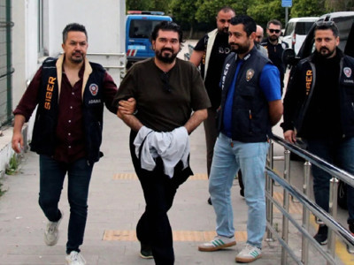 Rasim Ozan Kütahyalı ile ilgili olay Ayn Rand örgütü detayı!