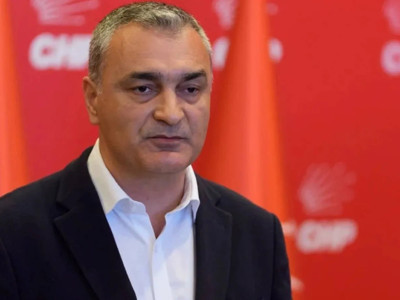 Kılıçdaroğlu'nun  Sözcüsü Müslim Sarı: Kurultay yapma şansımız yok
