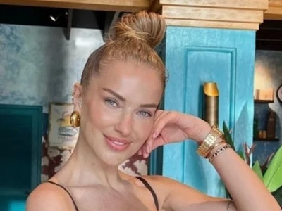 Burcu Esmersoy'un tatil kareleri takipçilerini mest etti