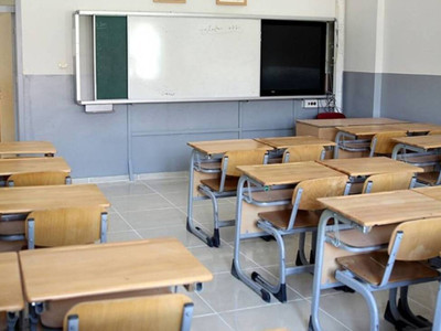 Aymelek öğretmen okuldaki usulsüzlükleri bildirdiği için mobbinge uğradı ,Sürüldü, maaşı kesildi