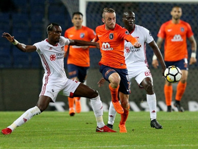 Aykut Işıklar'dan flaş Başakşehirspor analizi: 300 taraftar bulamıyorsan..