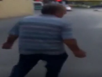 Arkadan videosunu çektiği kadın tarafından böyle rezil edildi!