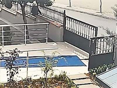 Sokak ortasında kadını takip edip parkta taciz etti