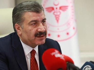 Sağlık Bakanı Koca'dan 65 yaş ve üstü olanlar için çağrı: Sokağa çıkma yasağına uyun